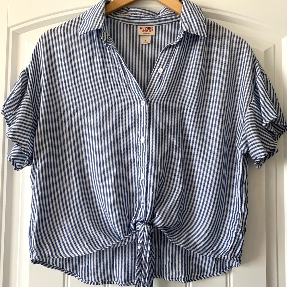 MOSSIMO Striped Flutter Sleeve✨